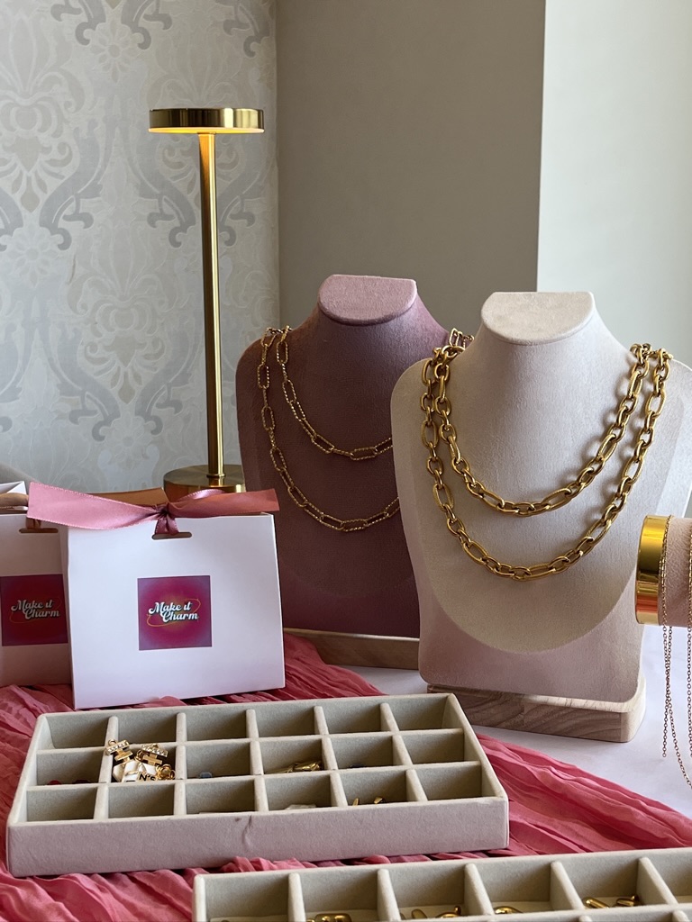 Charm bar event setup